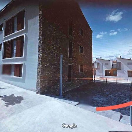 Chalet Adosado Entero, Bbq Y Piscina Comunitaria ซาบิญานิโก ภายนอก รูปภาพ