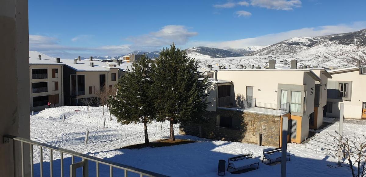 Chalet Adosado Entero, Bbq Y Piscina Comunitaria ซาบิญานิโก ภายนอก รูปภาพ