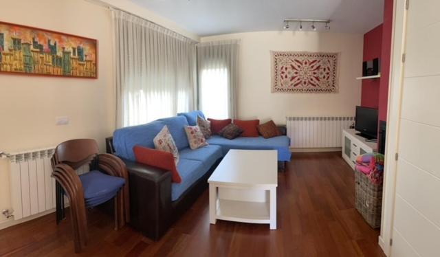 Chalet Adosado Entero, Bbq Y Piscina Comunitaria ซาบิญานิโก ภายนอก รูปภาพ